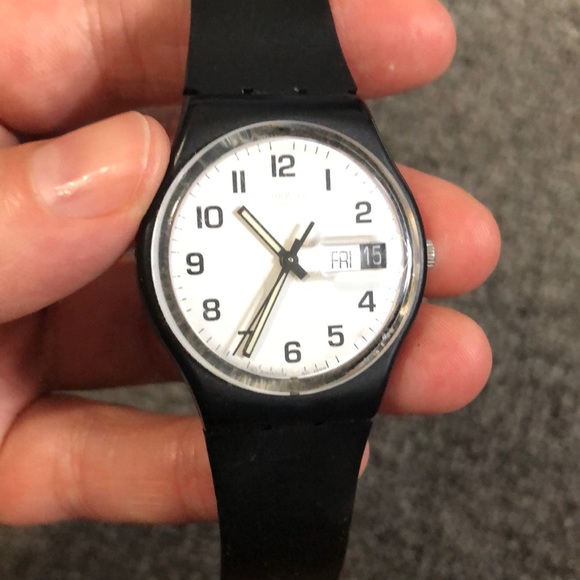 Swatch Watch Classic GB725 1999 - Picture 1 of 6